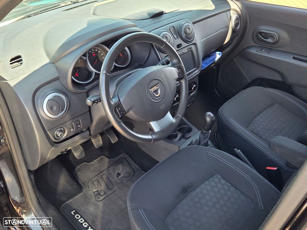 Dacia Lodgy 1.2 TCe Confort 7L - 11