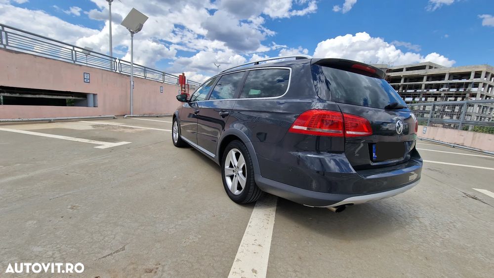 Volkswagen Passat Alltrack 2.0 TDI BMT 4Motion - 3