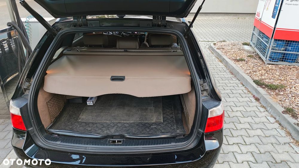 BMW Seria 5 535d Touring - 8