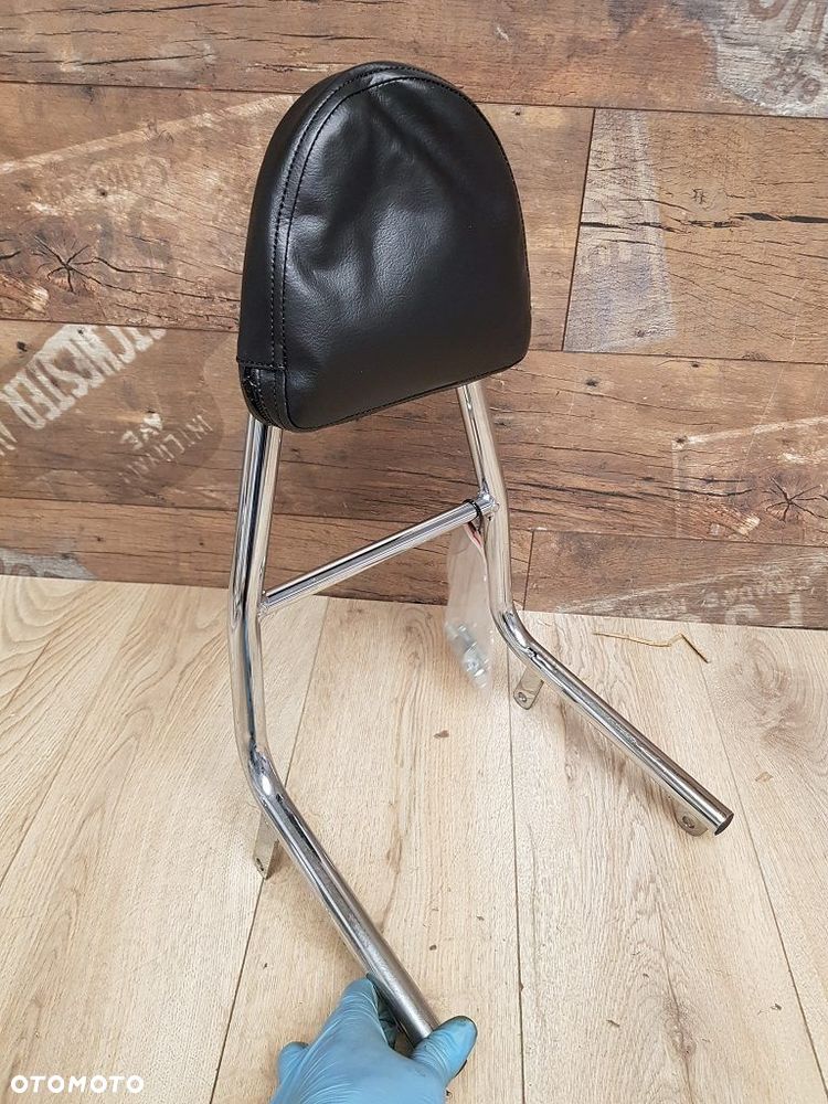 Oparcie pasażera sissy bar Custom Wings Suzuki VL800 Volusia Boulevard - 3