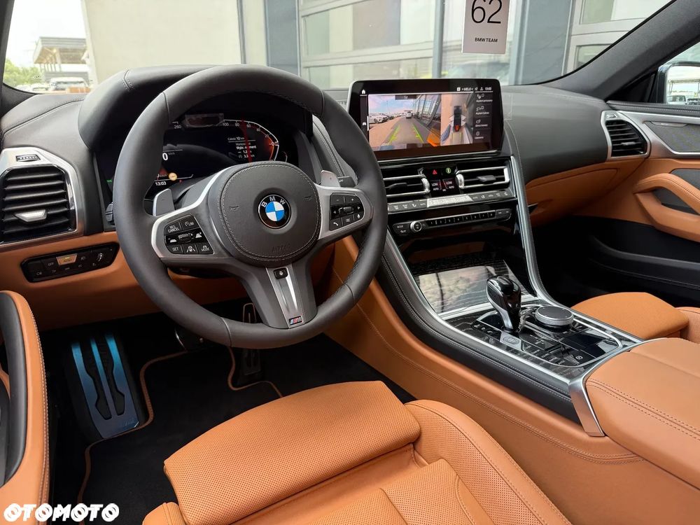 BMW Seria 8 - 18