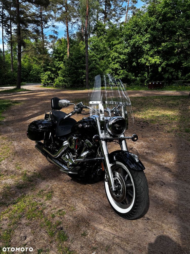 Yamaha Road Star - 8