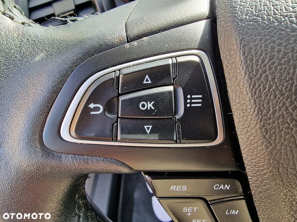 Ford EcoSport 1.0 EcoBoost ACTIVE - 13