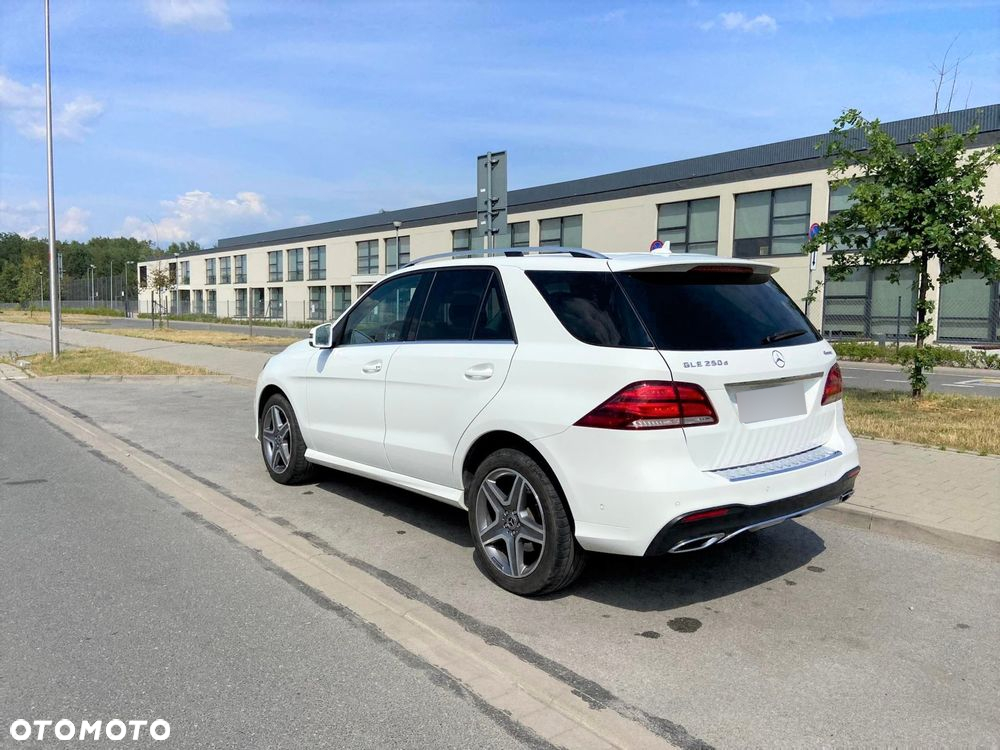 Mercedes-Benz GLE 250 d 4-Matic - 8