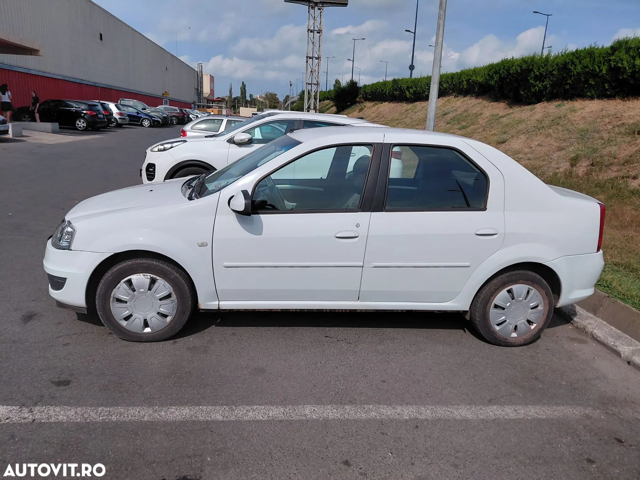 Dacia Logan 1.6 MPI Laureate - 1