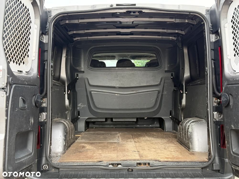 Renault TRAFIC - 33