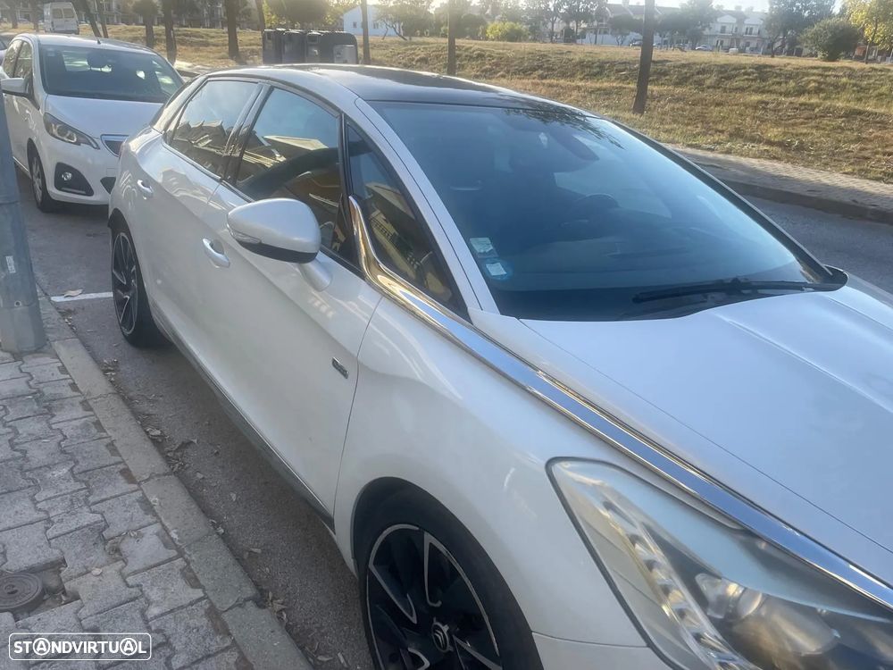 Citroën DS5 2.0 HDi Hybrid4 Sport Chic CMP6 - 4