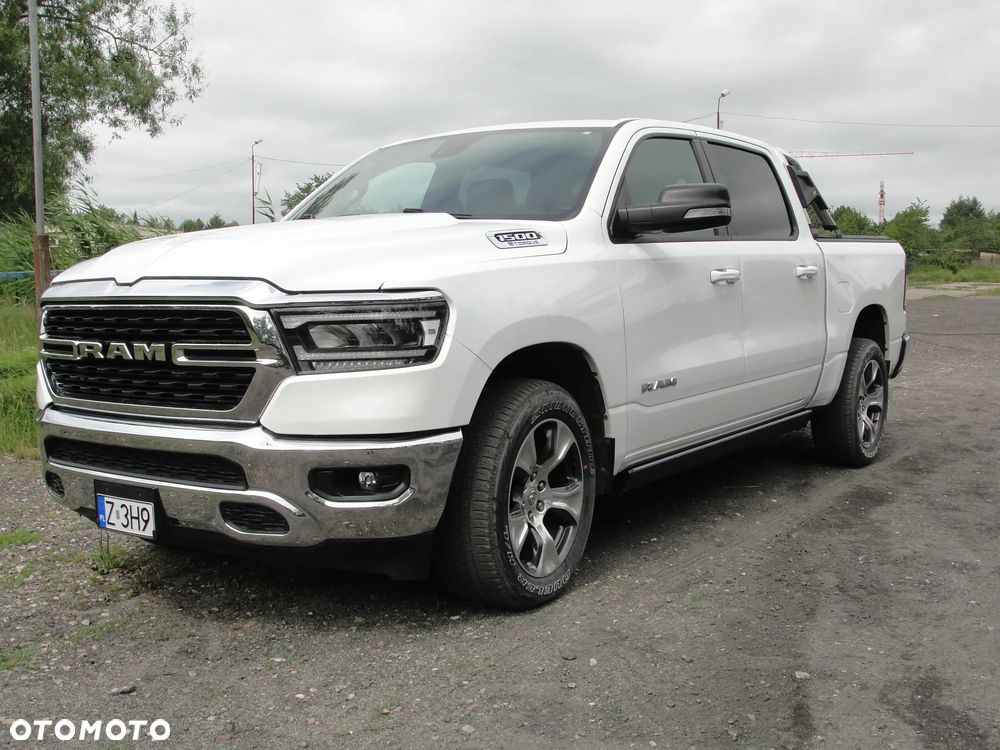 Dodge RAM - 1