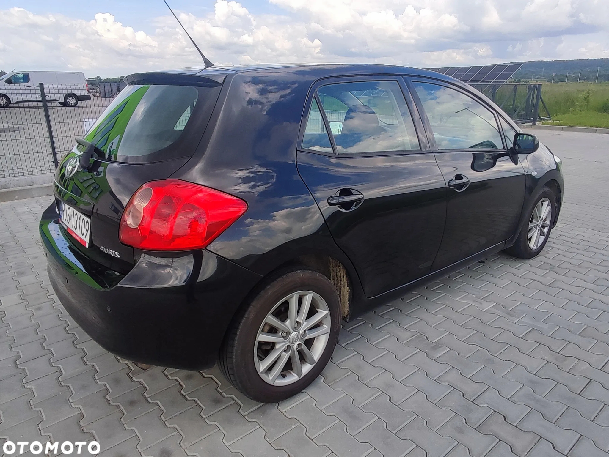 Toyota Auris 2.0 D-4D Sol - 10