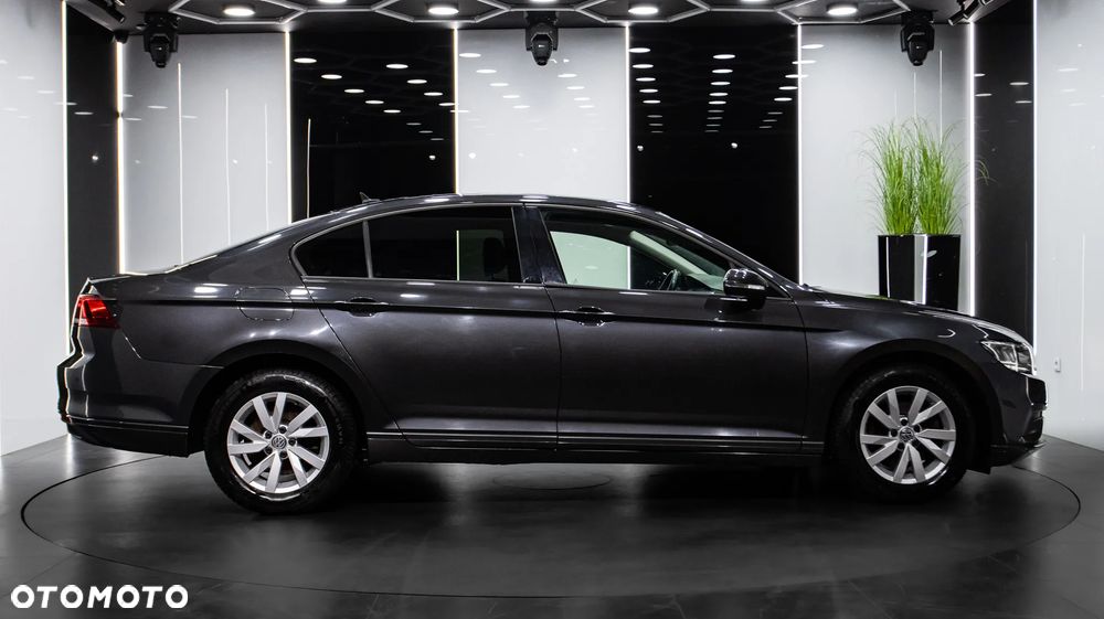 Volkswagen Passat 1.5 TSI EVO Essence DSG - 8