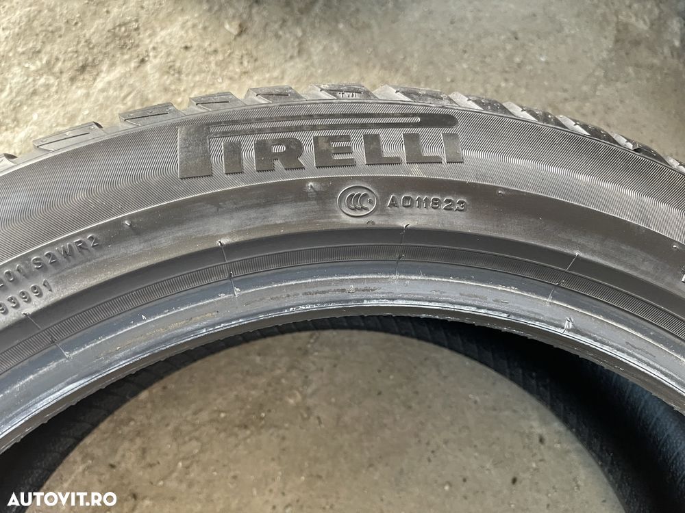 215/50R18 Pirelli SOTTOZERO 3 - 6