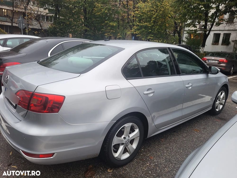 Volkswagen Jetta 1.6 TDI CR DPF Comfortline - 14