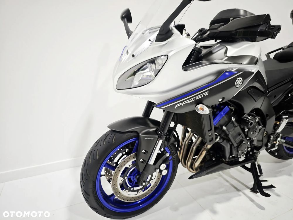 Yamaha FZ - 20