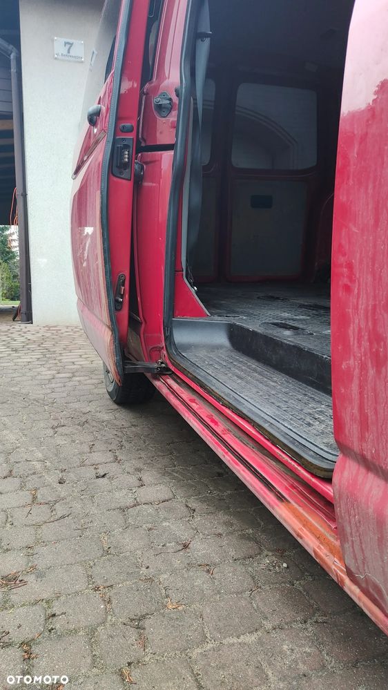 Volkswagen Transporter - 13