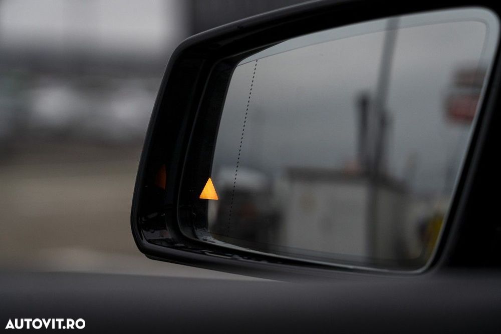 Mercedes-Benz GLA 220 4MATIC - 32