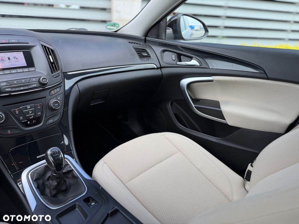Opel Insignia 1.6 T Edition S&S - 17
