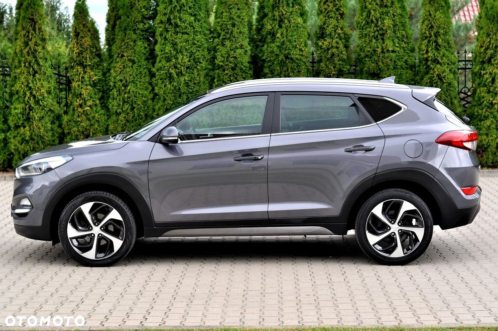 Hyundai Tucson 1.7 CRDI BlueDrive Style 2WD - 8
