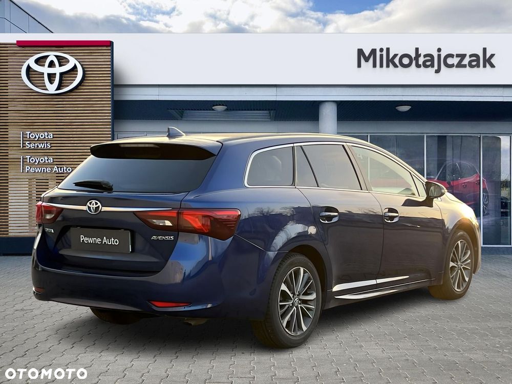 Toyota Avensis 2.0 D-4D Premium - 6