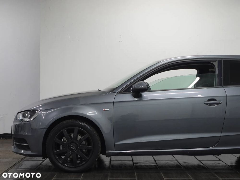 Audi A3 Sportback 2.0 TDI Ambiente - 16