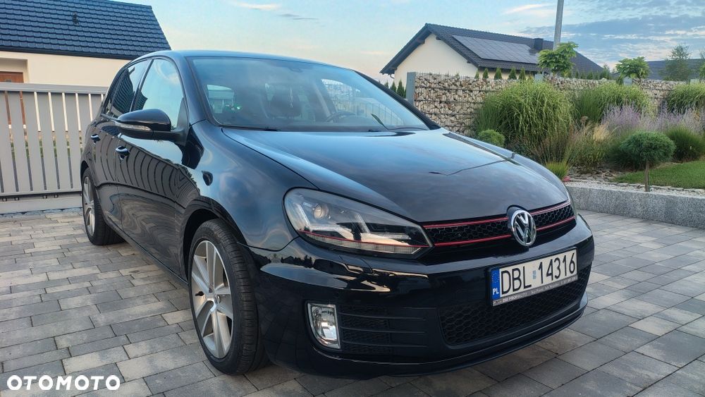 Volkswagen Golf - 3
