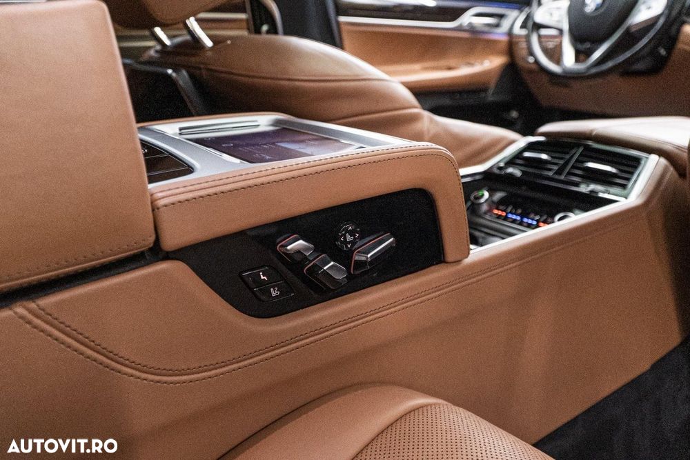 BMW Seria 7 730Ld xDrive - 22