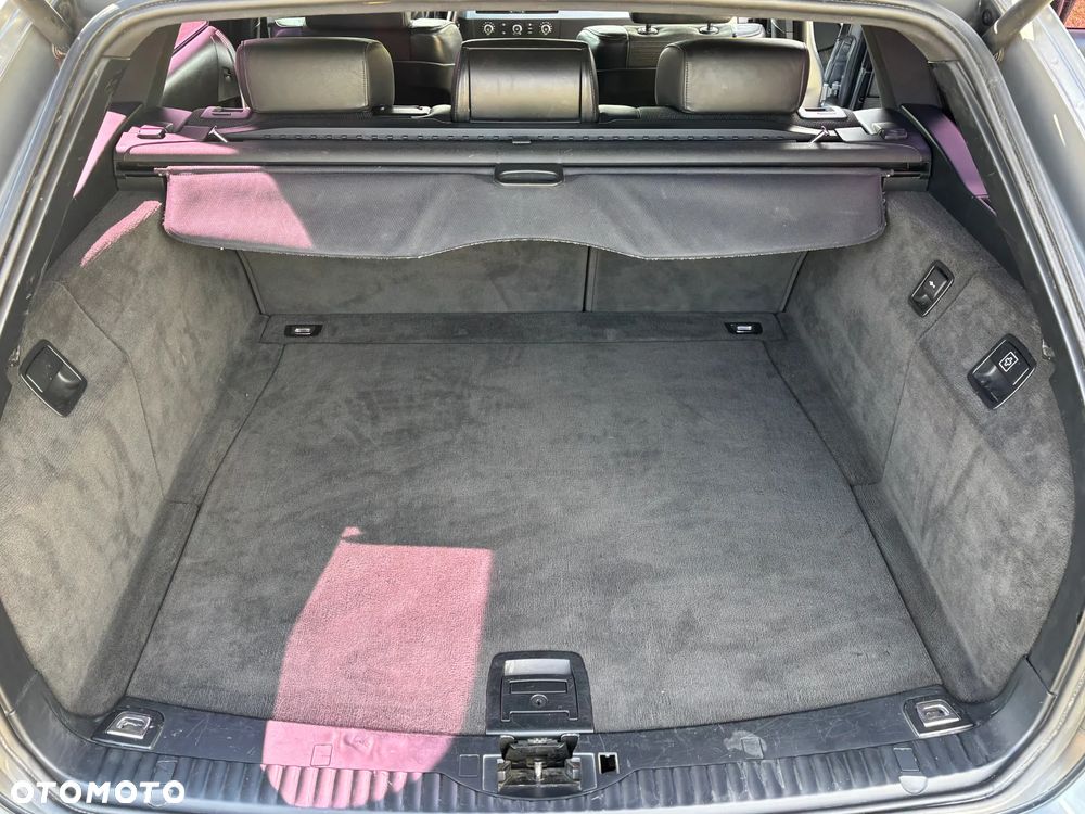 BMW Seria 5 525d - 16