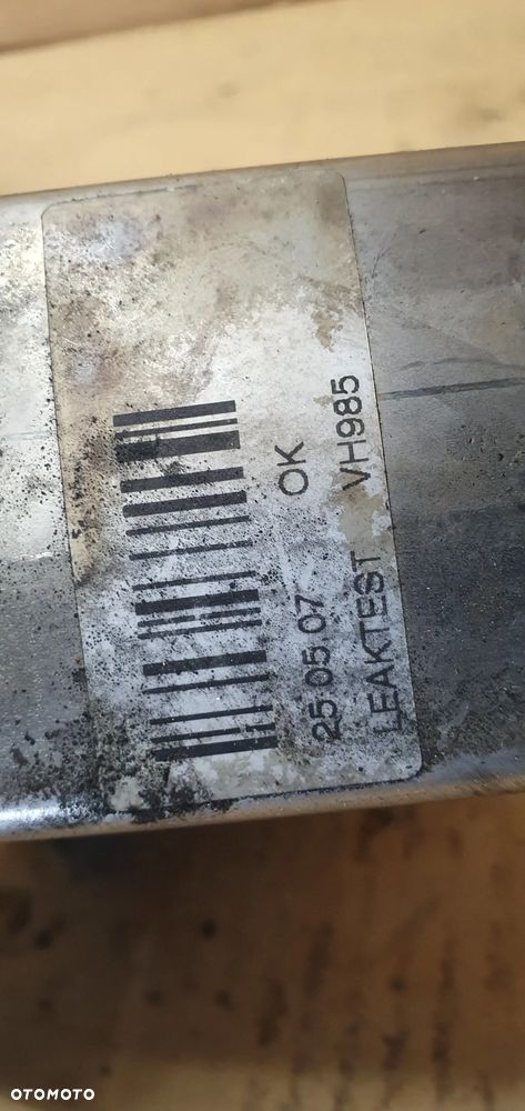 Chłodniczka spalin zawór EGR BMW I E81 E87 2.0D 7805189 - 7