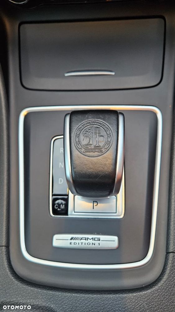 Mercedes-Benz GLA 45 AMG 4Matic 7G-DCT Edition 1 - 18