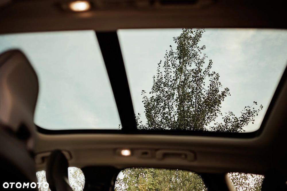 Volvo XC 60 B5 B AWD Plus Dark - 36