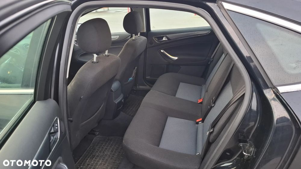 Ford Mondeo 2.0 TDCi Ghia - 9