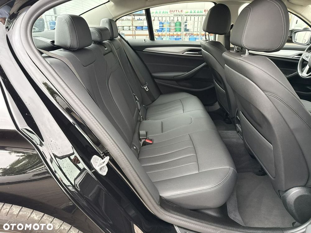 BMW Seria 5 - 18