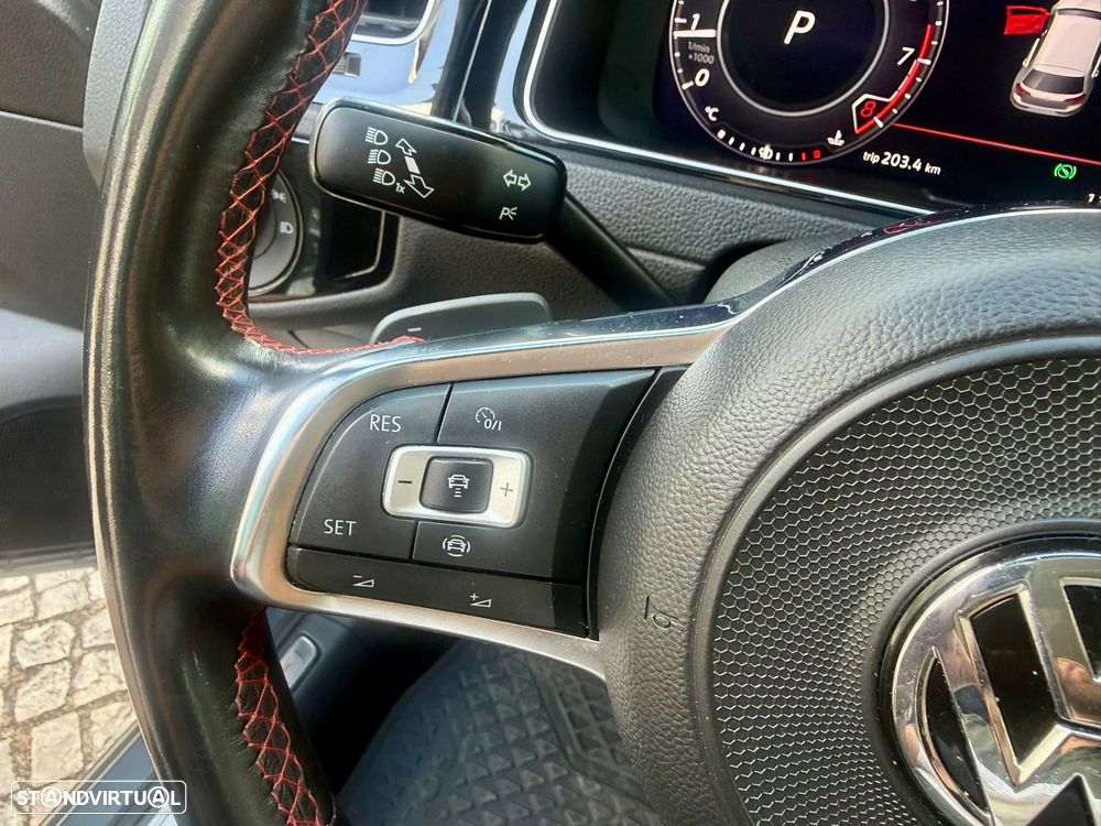 VW Golf GTI 2.0 TSI OPF DSG Performance - 20