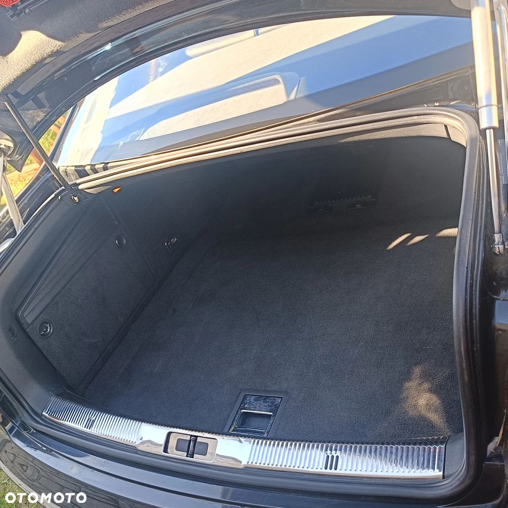 Volkswagen Phaeton 4.2 V8 4Mot (5 os.) - 8