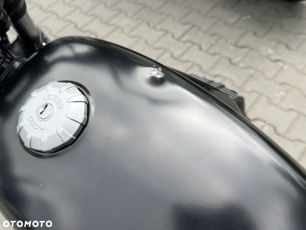 Moto Guzzi V7 - 28