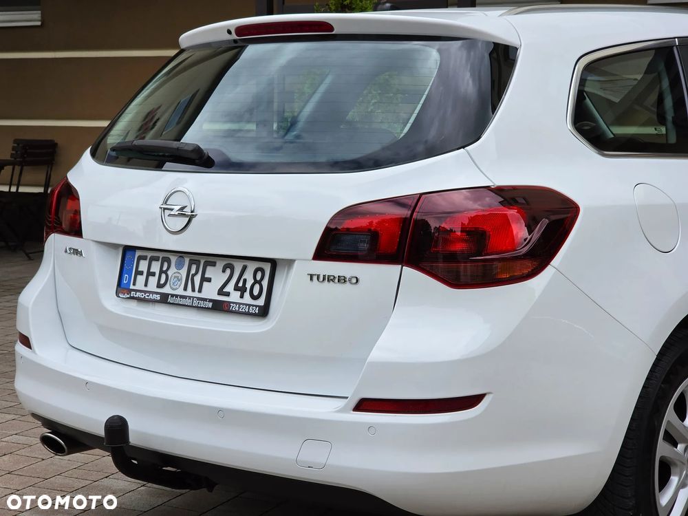 Opel Astra 1.4 Turbo Cosmo - 29