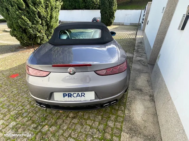 Alfa Romeo Spider - 30