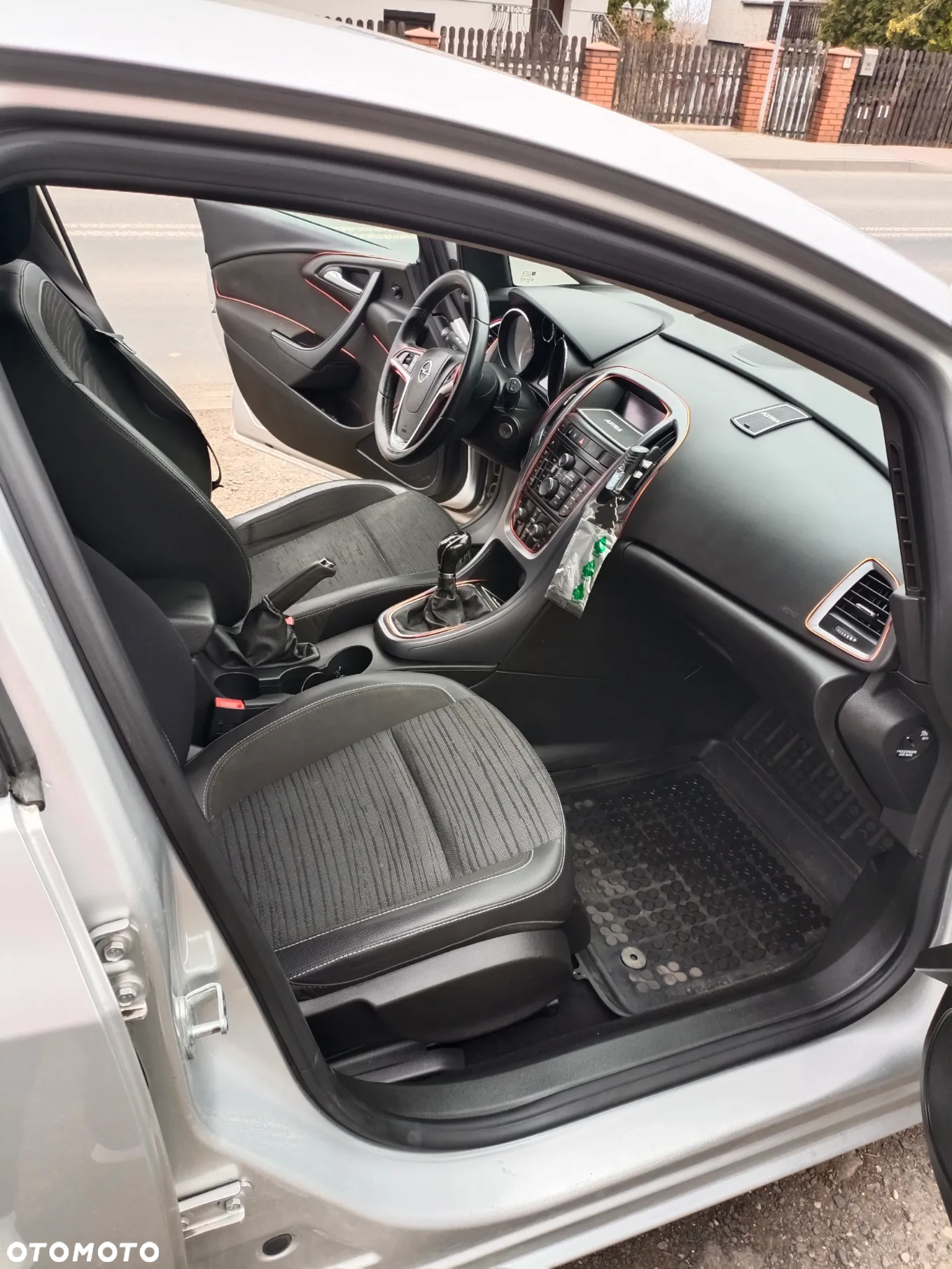 Opel Astra IV 1.4 T Enjoy EU6 - 13