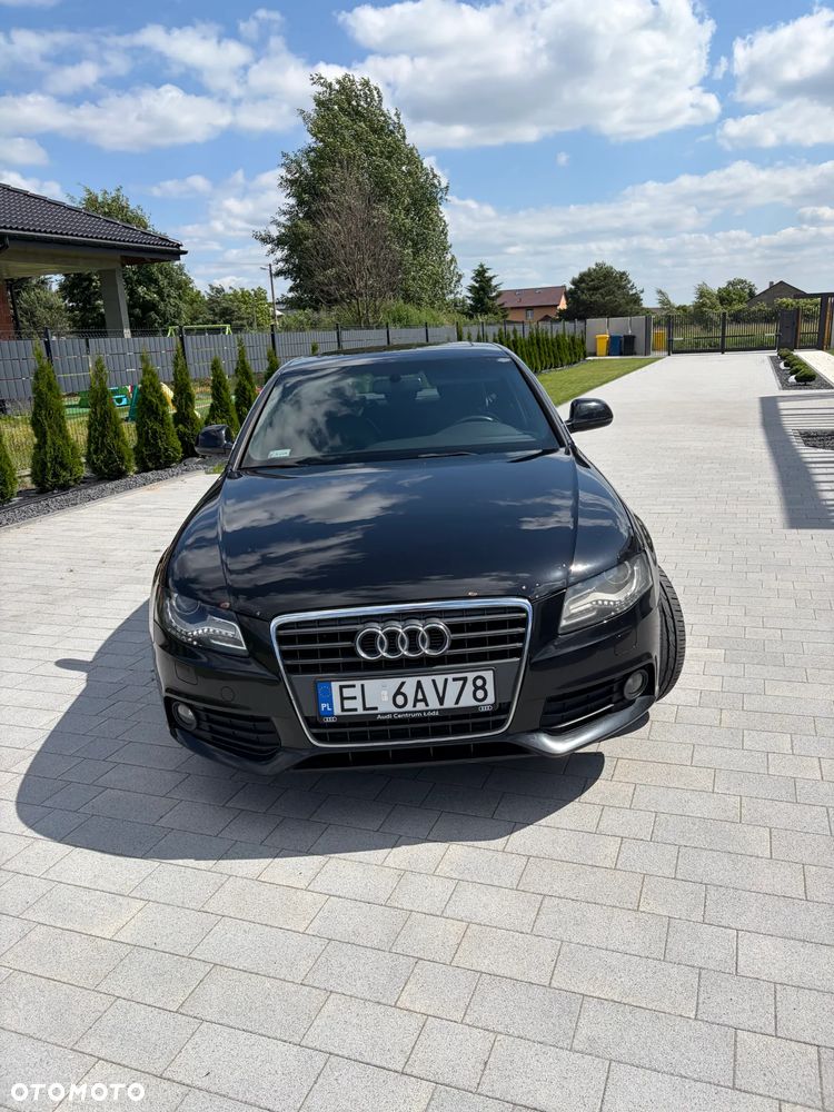 Audi A4 Limousine - 3