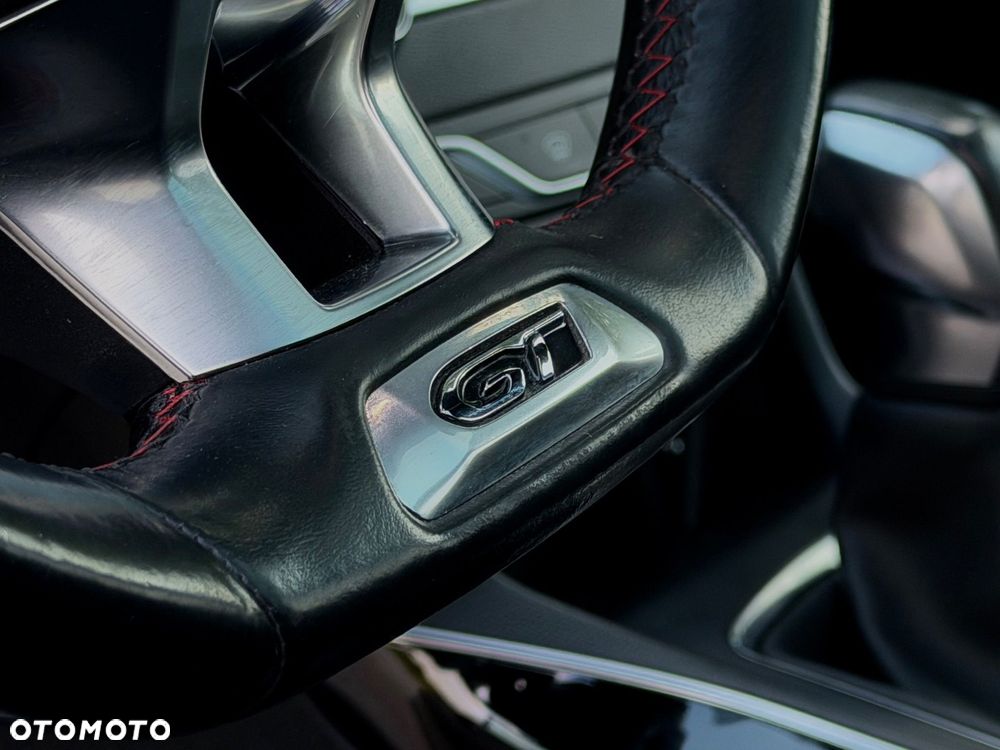 Peugeot 308 - 25