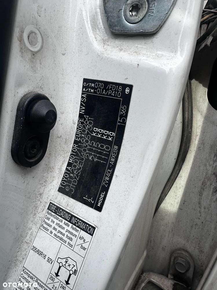Toyota Prius+ 1.8 HSD Premium - 12