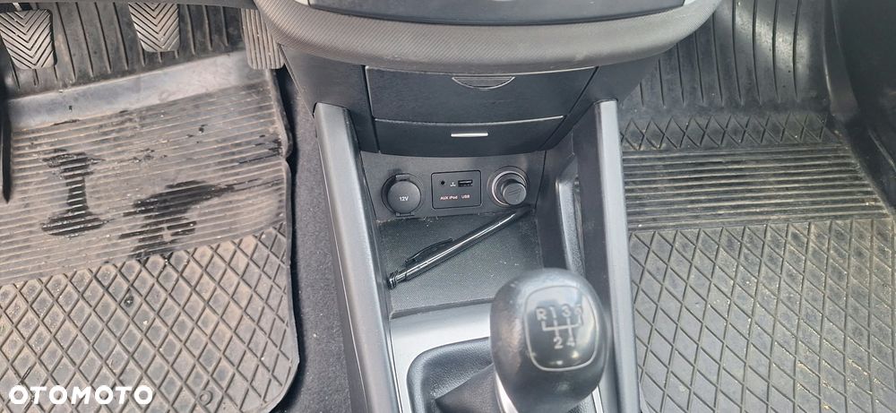 Kia Ceed 1.4 L - 17
