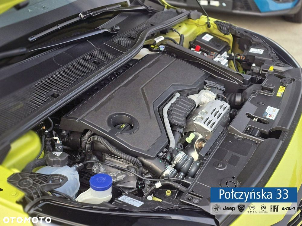 Peugeot 208 - 35