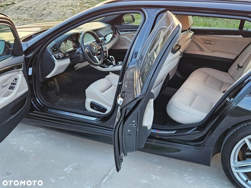 BMW Seria 5 520d xDrive Sport - 12