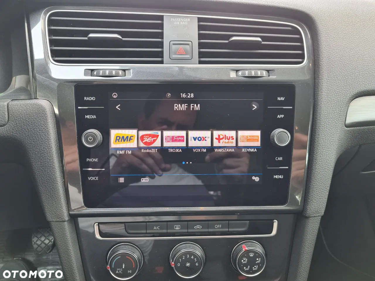 Volkswagen Golf VII 1.6 TDI BMT Comfortline - 14