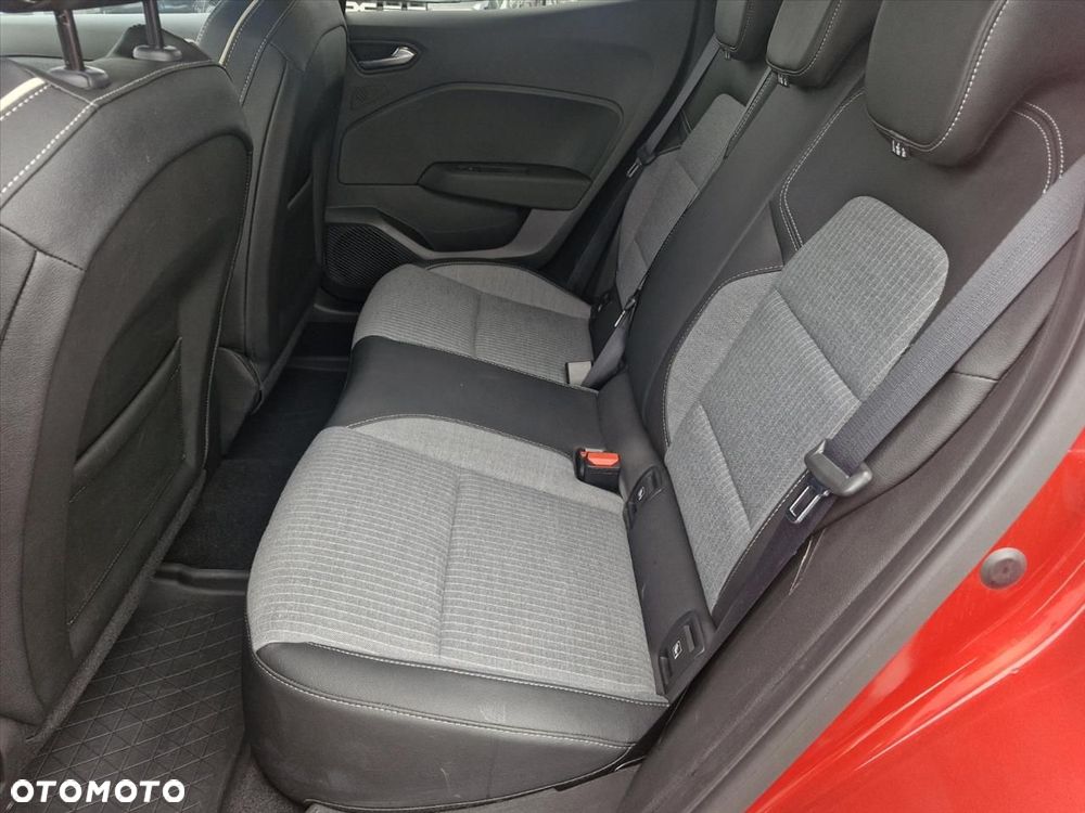 Renault Clio 1.0 TCe Techno - 11