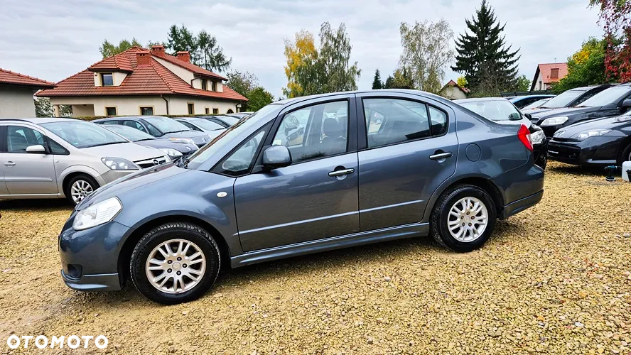 Suzuki SX4 1.6 GS/Premium - 24