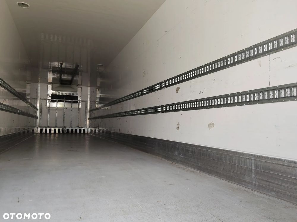 Lamberet Carrier Vector 1550 - 22