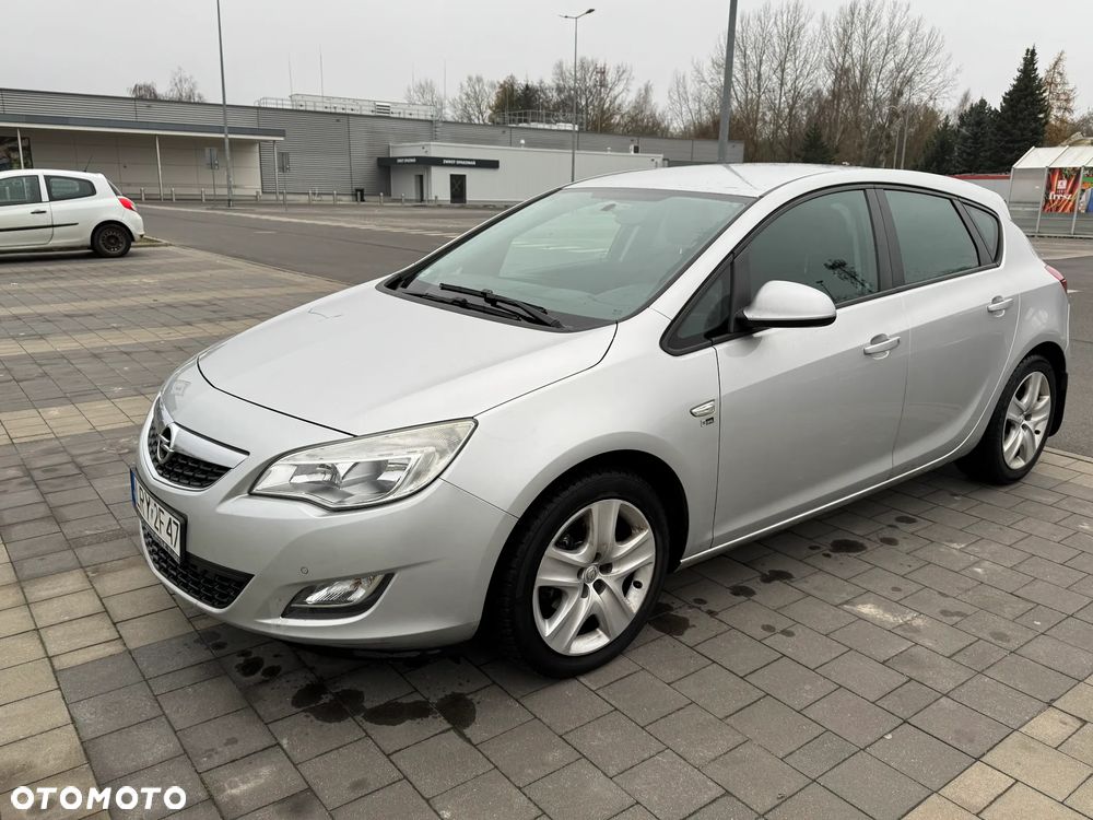 Opel Astra 1.4 T Edition 150 - 24