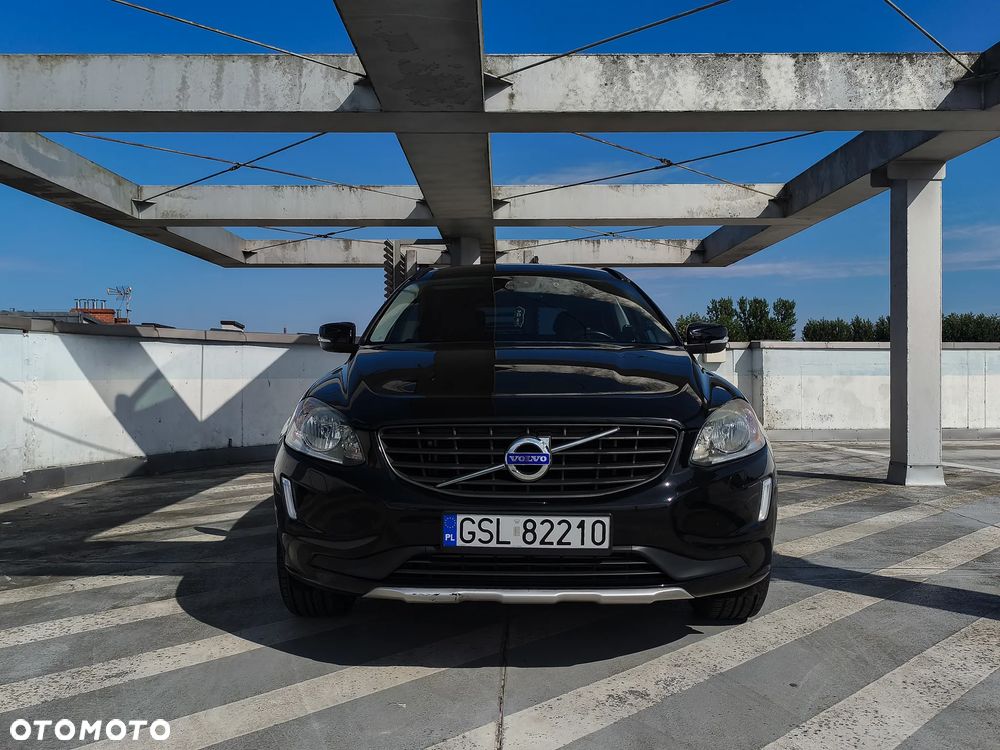 Volvo XC 60 T5 AWD Drive-E Momentum - 4