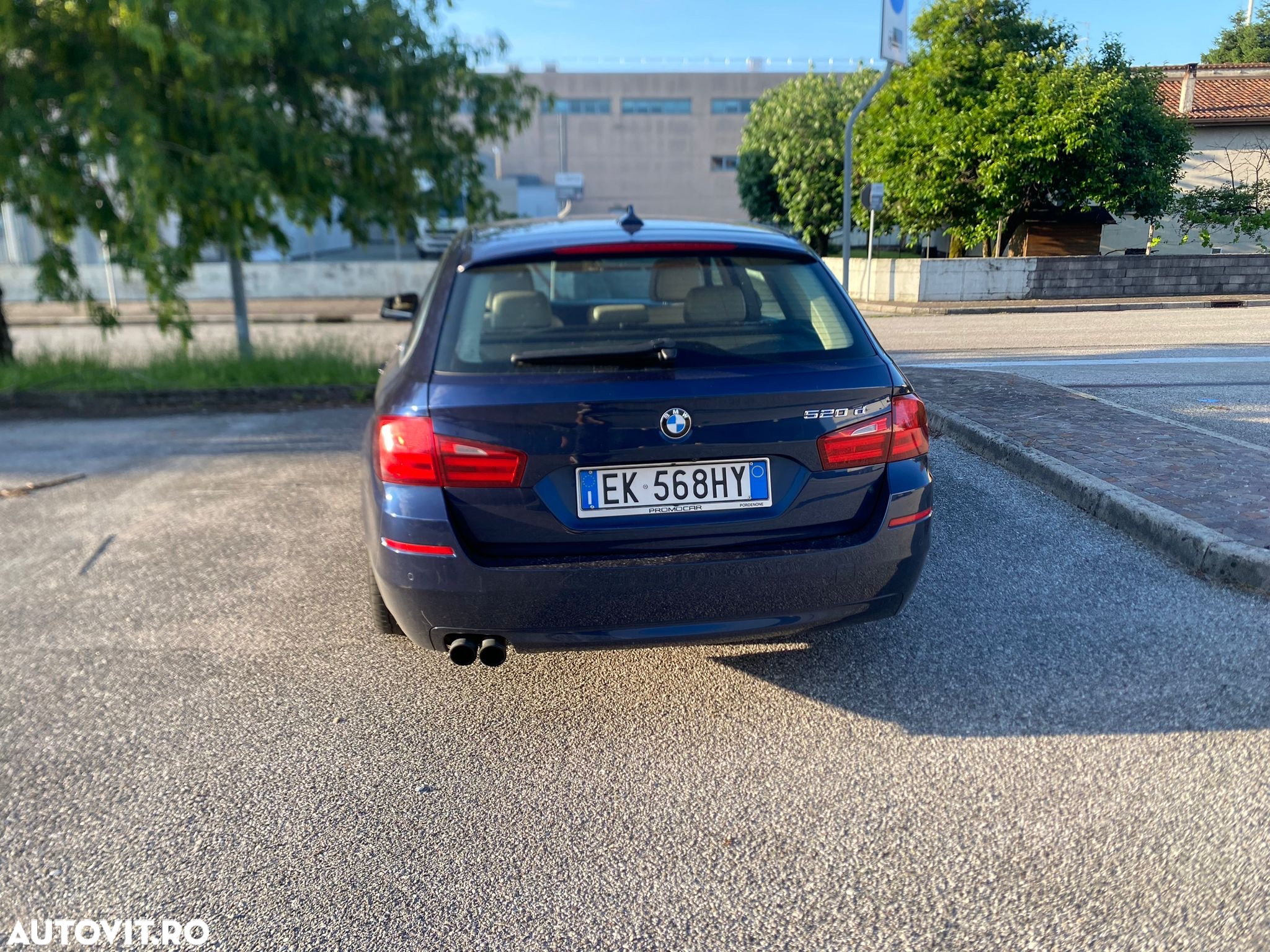 BMW Seria 5 520d Touring Aut. - 7